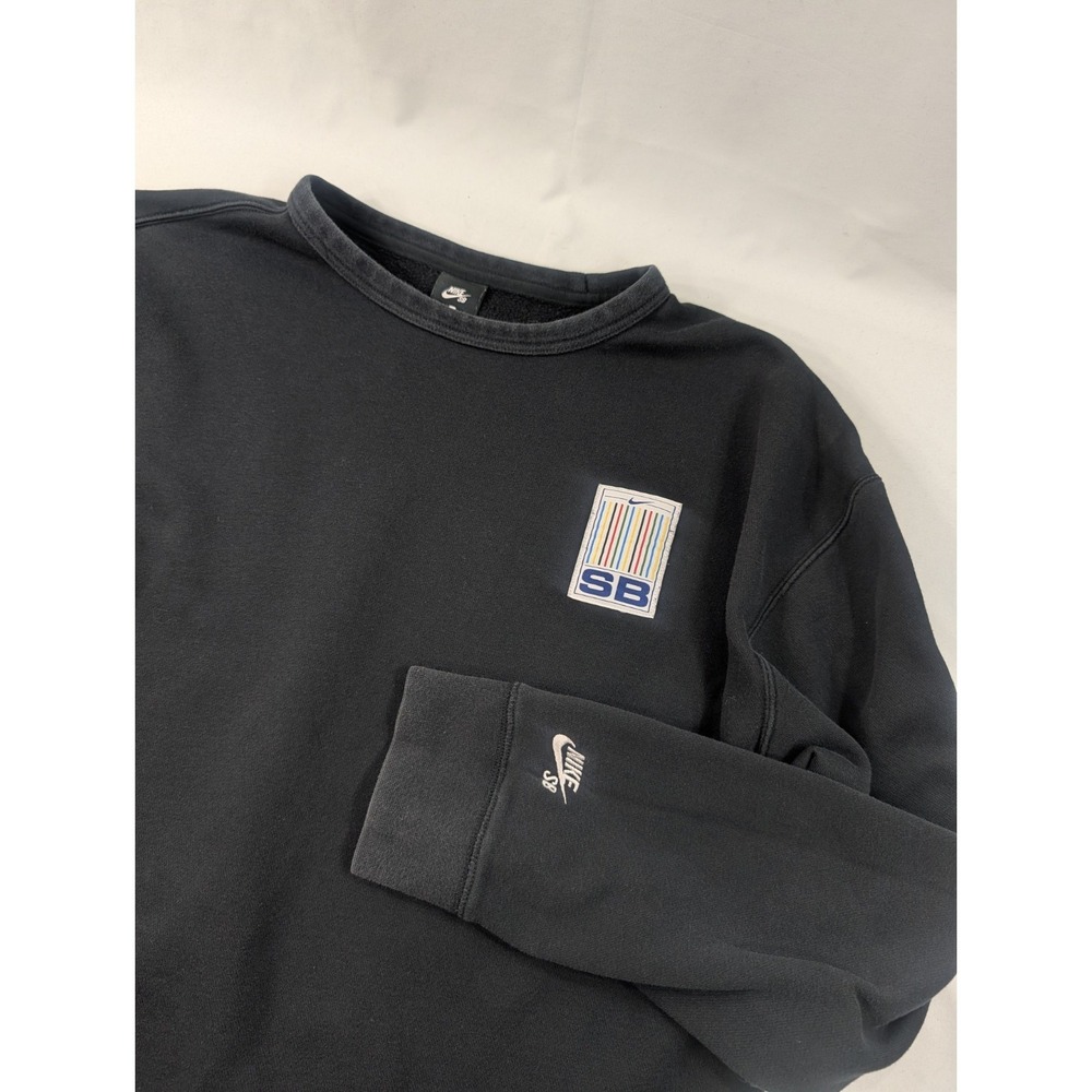 2000s Nike SB Crewneck Men's Size XL Embroidered Sweater Black *READ